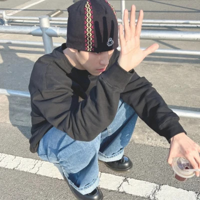 2025图片大全好看头像男生