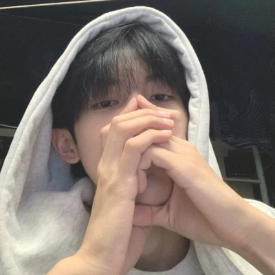 头像男生 真人 男孩