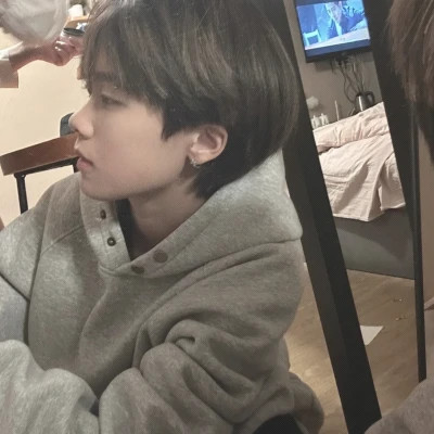 头像男生 真人 男孩