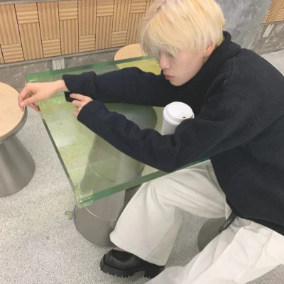 头像男生 真人 男孩