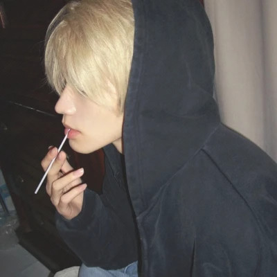 头像男生 真人 男孩