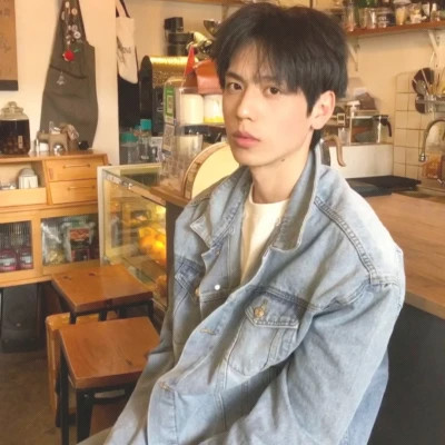 头像男生 真人 男孩