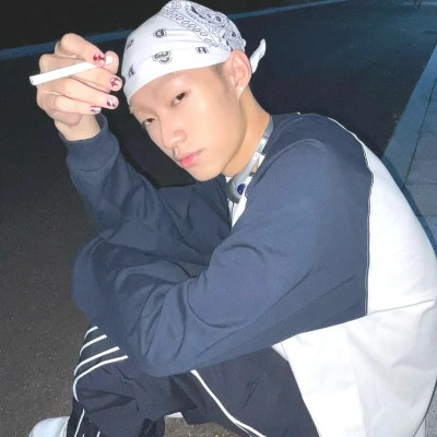 2025年个性头像高清男