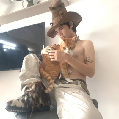 2025年个性头像高清男
