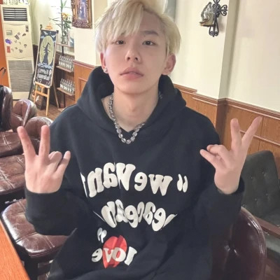 2025年个性头像高清男