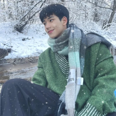 2025年个性头像高清男