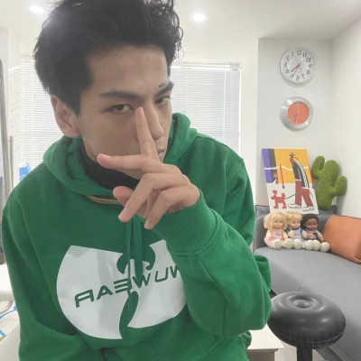 2025最帅美化版男生头像