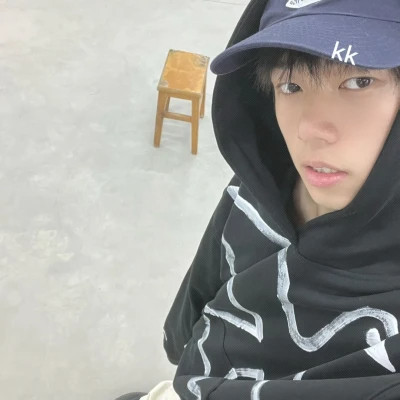 2025高质量男头