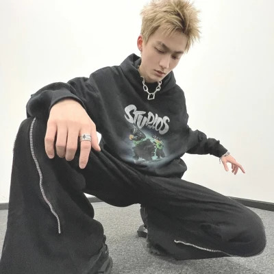 2025全网最火的头像图片男生