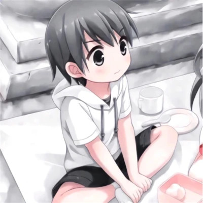 2025最火一男一女情侣头像动漫