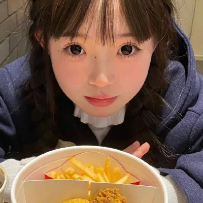 2025最新高清女孩女生头像图片