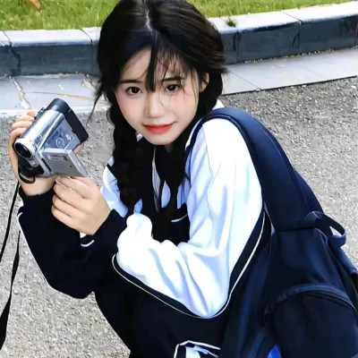 2025高清限定的好看女生头像