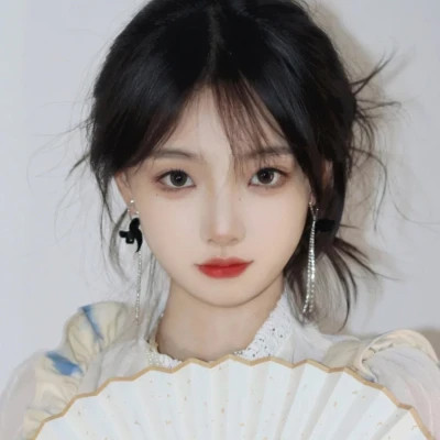 2025高清限定的好看女生头像