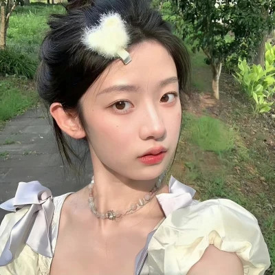 2025高清限定的好看女生头像