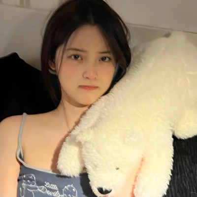 2025高清限定的好看女生头像