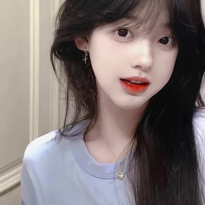 2025高清限定的好看女生头像