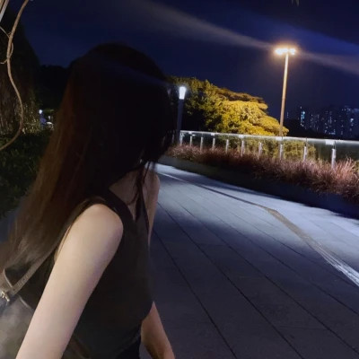 ins女生纯欲氛围感头像