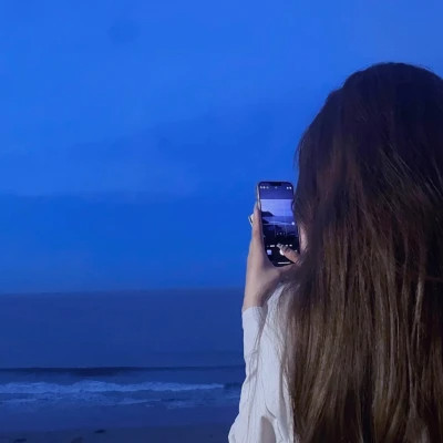 ins清新治愈超纯欲风女生头像