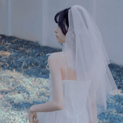 ins清新治愈超纯欲风女生头像