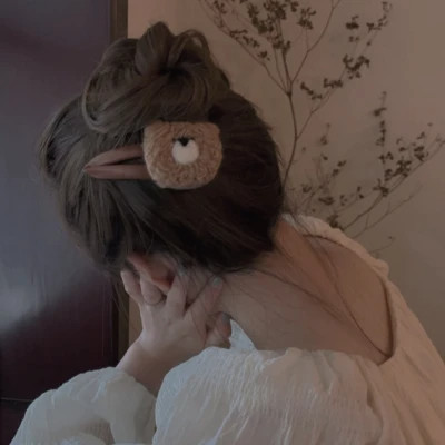 氛围感的女生微信头像