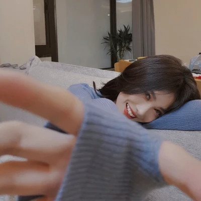 氛围感的女生微信头像