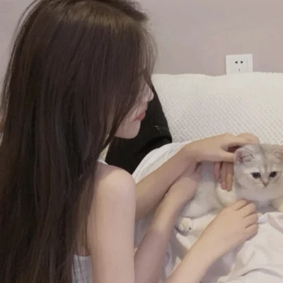 氛围感的女生微信头像