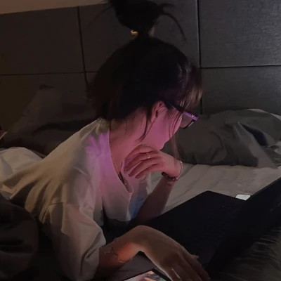 氛围感的女生微信头像