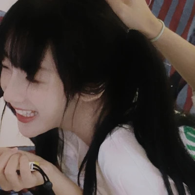 超有氛围感的温柔女生头像