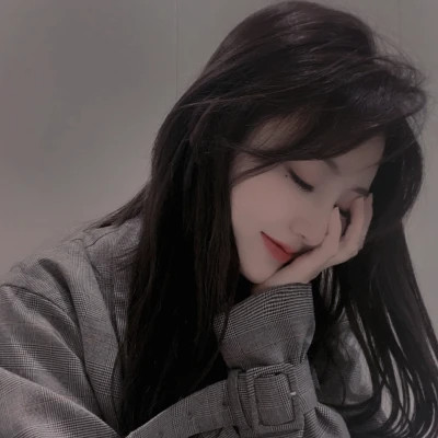 超有氛围感的温柔女生头像