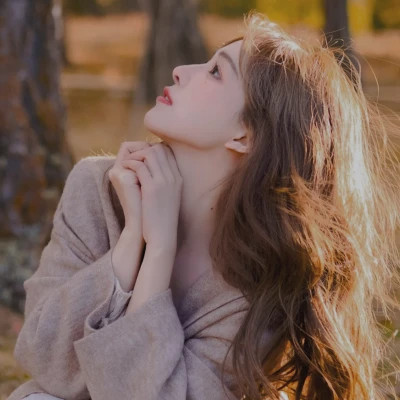 超有氛围感的温柔女生头像
