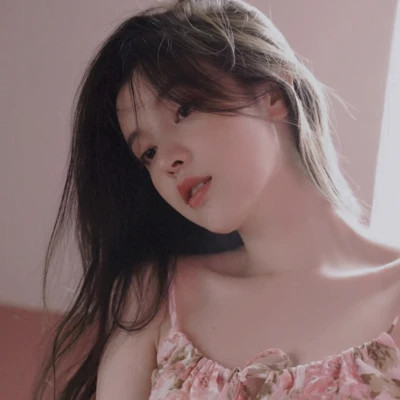 超有氛围感的温柔女生头像