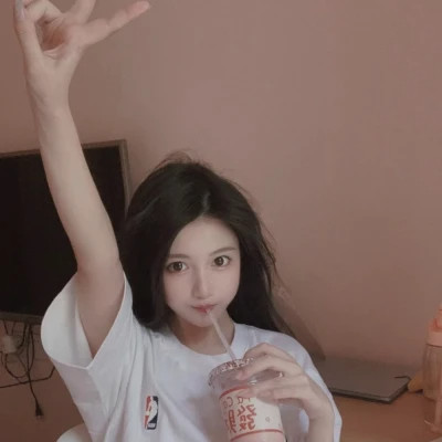 超有氛围感的温柔女生头像