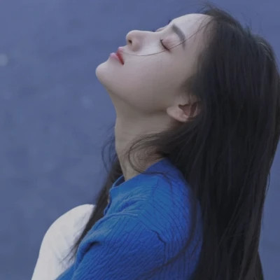 超有氛围感的温柔女生头像