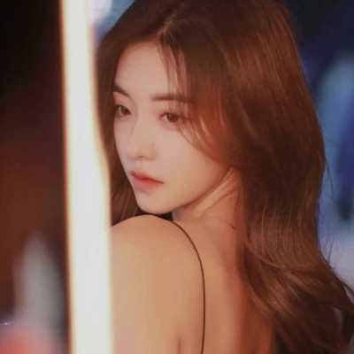 超有氛围感的温柔女生头像