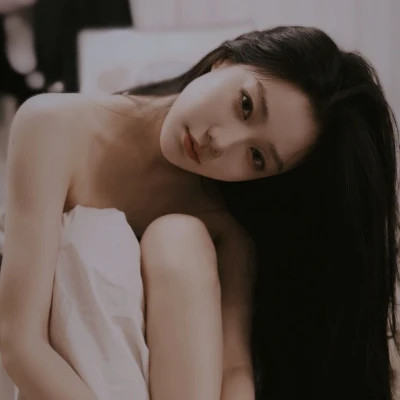 超有氛围感的温柔女生头像