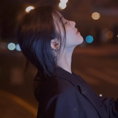 超有氛围感的温柔女生头像