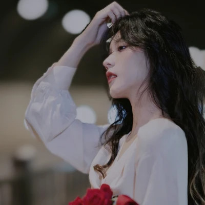超有氛围感的温柔女生头像