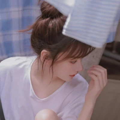 超有氛围感的温柔女生头像