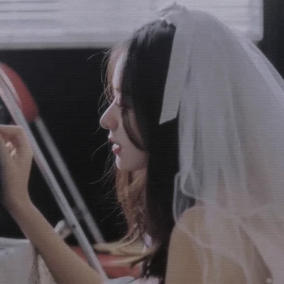 慵懒随意女生头像