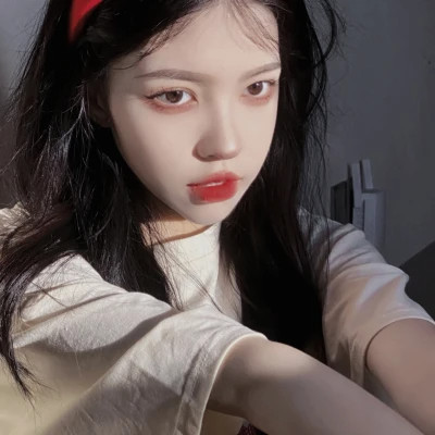 温柔唯美女生头像