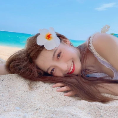温柔唯美女生头像