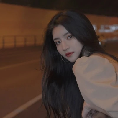 温柔唯美女生头像