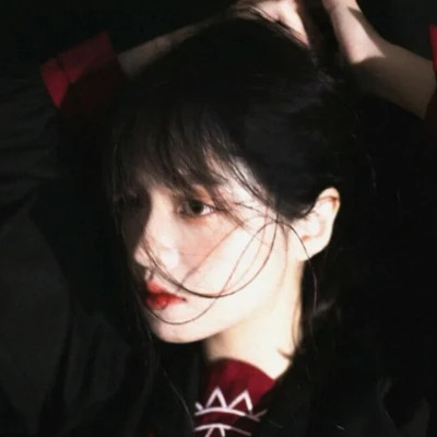 女生微信头像小众高级感