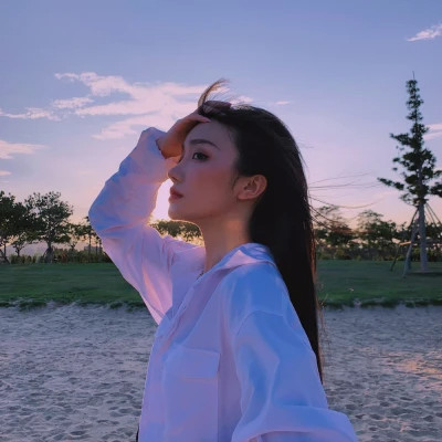 2025好看时尚又很高清的美女头像