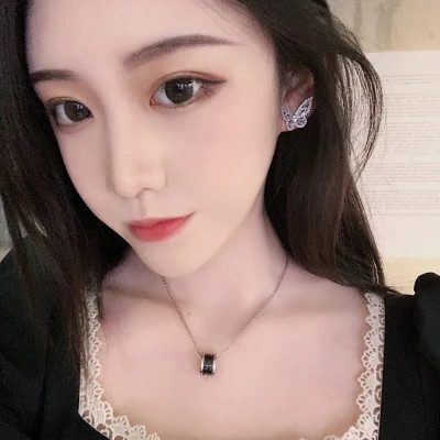 2025好看时尚又很高清的美女头像