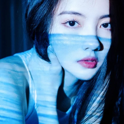 2025好看时尚又很高清的美女头像
