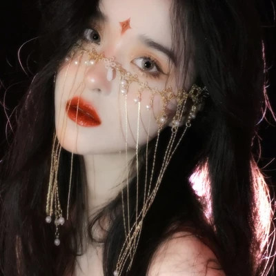 2025好看时尚又很高清的美女头像