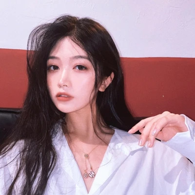 2025好看时尚又很高清的美女头像