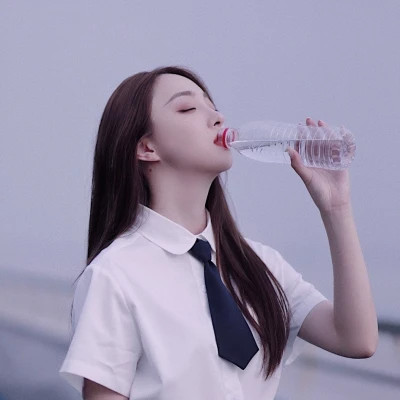 2025最新版限定的高清女生头像