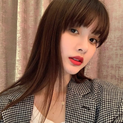 优质真人女生微信头像高清
